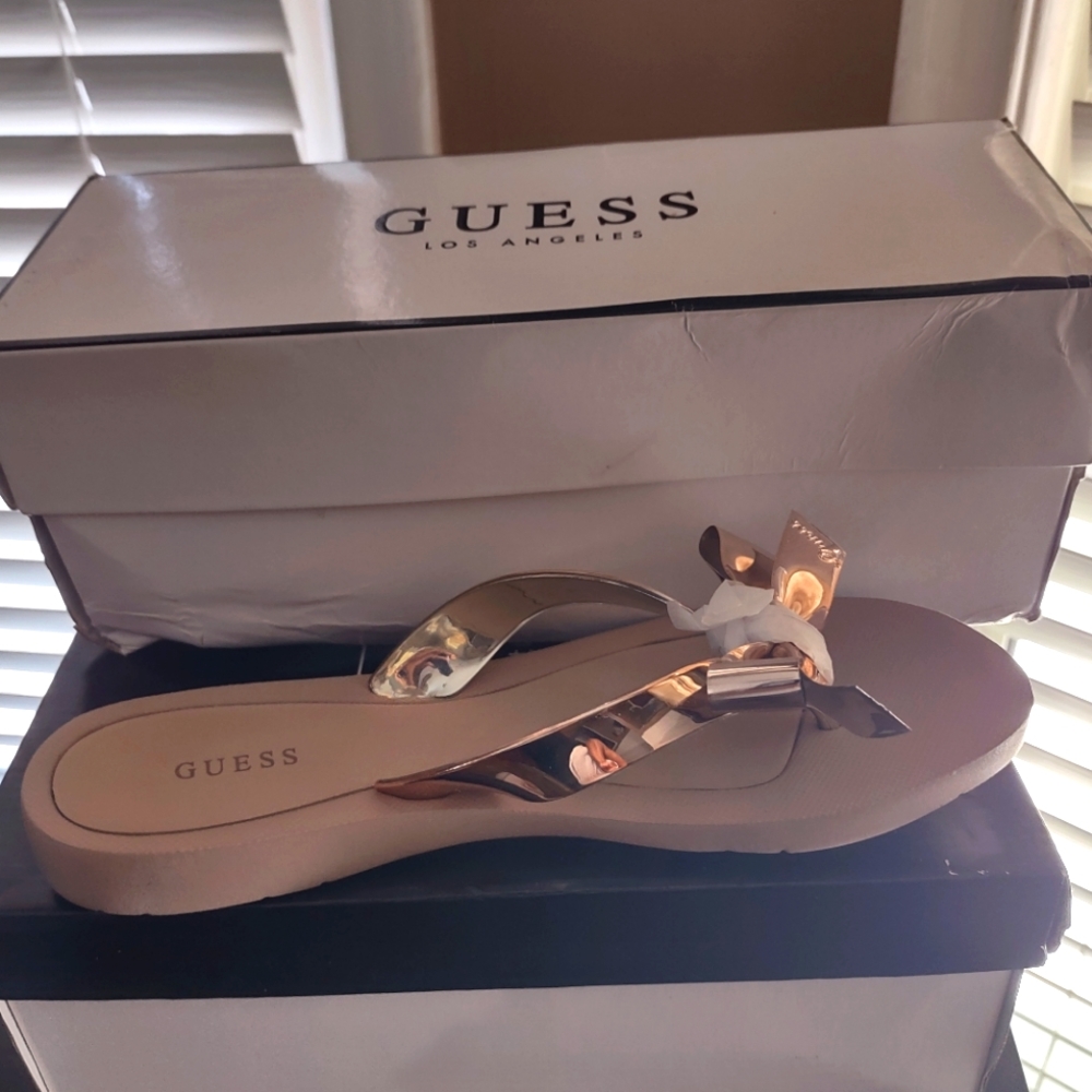 Guest sandal